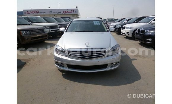 Buy Import Mercedes-Benz 200 Other Car in Import - Dubai in Bujumbura Buy Import Mercedes-Benz 200 Other Car in Import - Dubai in Bujumbura