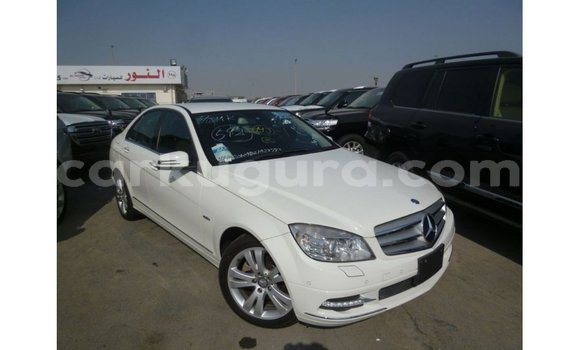 Nunua Imported Mercedes-Benz 200 Nyeupe Gari ndani ya Import - Dubai nchini Bujumbura Nunua Imported Mercedes-Benz 200 Nyeupe Gari ndani ya Import - Dubai nchini Bujumbura