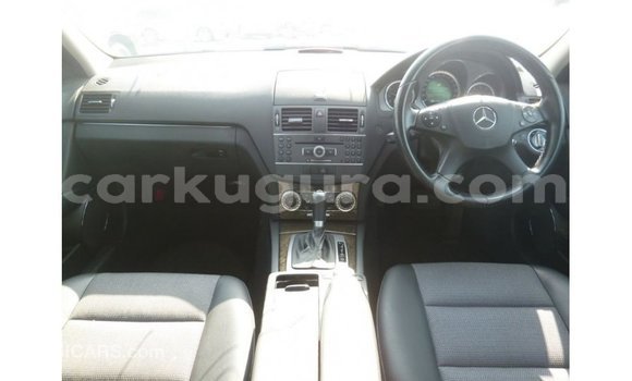 Nunua Imported Mercedes-Benz 200 Nyeupe Gari ndani ya Import - Dubai nchini Bujumbura Nunua Imported Mercedes-Benz 200 Nyeupe Gari ndani ya Import - Dubai nchini Bujumbura