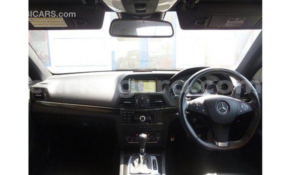 Nunua Imported Mercedes-Benz 190 Nyingine Gari ndani ya Import - Dubai nchini Bujumbura Nunua Imported Mercedes-Benz 190 Nyingine Gari ndani ya Import - Dubai nchini Bujumbura