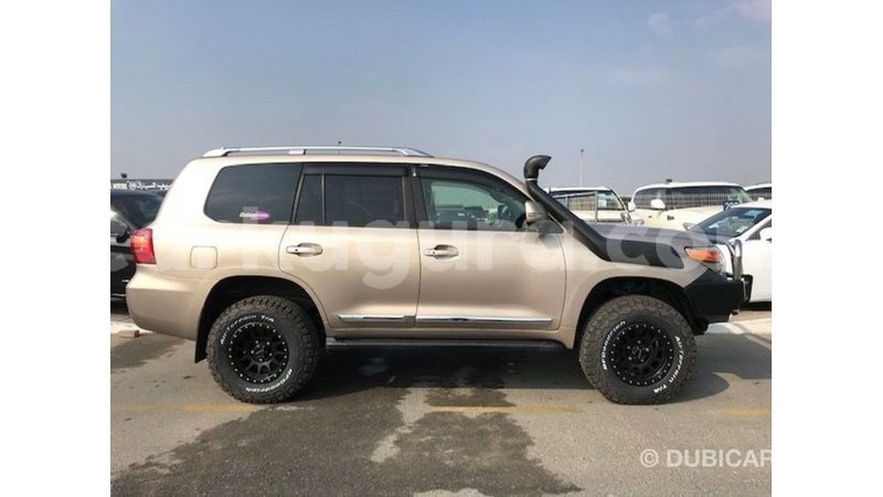 Big with watermark toyota land cruiser bujumbura import dubai 4301