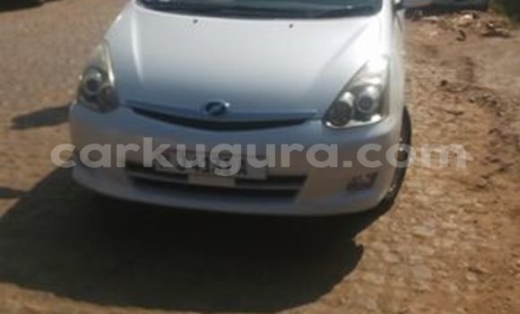 Nunua Ilio tumika Toyota Wish Nyeupe Gari ndani ya Bujumbura nchini Bujumbura Nunua Ilio tumika Toyota Wish Nyeupe Gari ndani ya Bujumbura nchini Bujumbura
