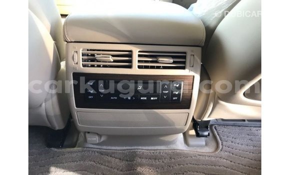 Nunua Imported Toyota Land Cruiser Nyeupe Gari ndani ya Import - Dubai nchini Bujumbura Nunua Imported Toyota Land Cruiser Nyeupe Gari ndani ya Import - Dubai nchini Bujumbura