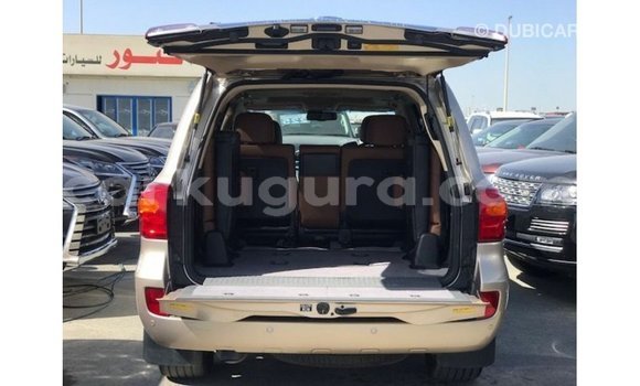Acheter Import Voiture Toyota Land Cruiser Autre à Import - Dubai, Bujumbura Acheter Import Voiture Toyota Land Cruiser Autre à Import - Dubai, Bujumbura