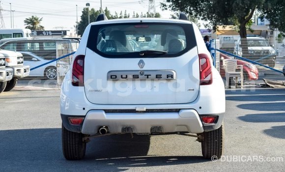 Nunua Imported Renault Duster Nyeupe Gari ndani ya Import - Dubai nchini Bujumbura Nunua Imported Renault Duster Nyeupe Gari ndani ya Import - Dubai nchini Bujumbura