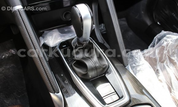 Acheter Import Voiture Renault Koleos Blanc à Import - Dubai, Bujumbura Acheter Import Voiture Renault Koleos Blanc à Import - Dubai, Bujumbura