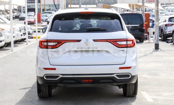 Acheter Import Voiture Renault Koleos Blanc à Import - Dubai, Bujumbura Acheter Import Voiture Renault Koleos Blanc à Import - Dubai, Bujumbura