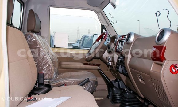 Buy Import Toyota Land Cruiser Beige Car in Import - Dubai in Bujumbura Buy Import Toyota Land Cruiser Beige Car in Import - Dubai in Bujumbura