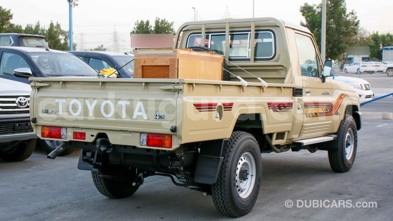 Big with watermark toyota land cruiser bujumbura import dubai 4323