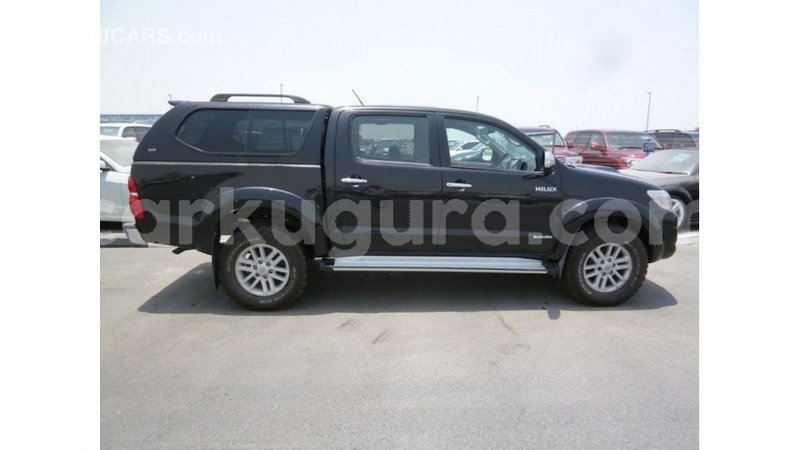 Big with watermark toyota hilux bujumbura import dubai 4325