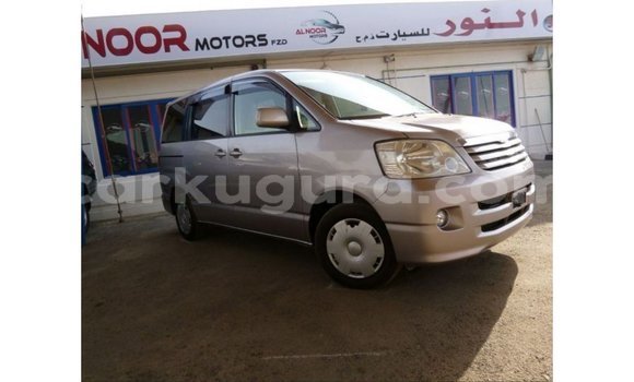 Acheter Import Voiture Toyota Voxy Autre à Import - Dubai, Bujumbura Acheter Import Voiture Toyota Voxy Autre à Import - Dubai, Bujumbura