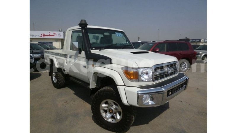 Big with watermark toyota land cruiser bujumbura import dubai 4327