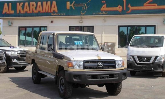 Buy Import Toyota Land Cruiser Beige Car in Import - Dubai in Bujumbura Buy Import Toyota Land Cruiser Beige Car in Import - Dubai in Bujumbura