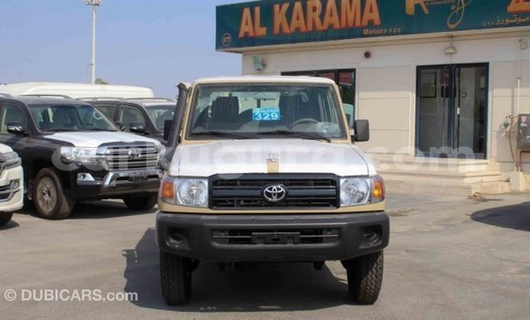 Buy Import Toyota Land Cruiser Beige Car in Import - Dubai in Bujumbura Buy Import Toyota Land Cruiser Beige Car in Import - Dubai in Bujumbura