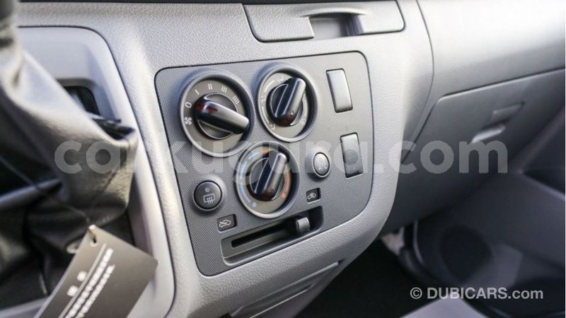 Big with watermark nissan urvan bujumbura import dubai 4338