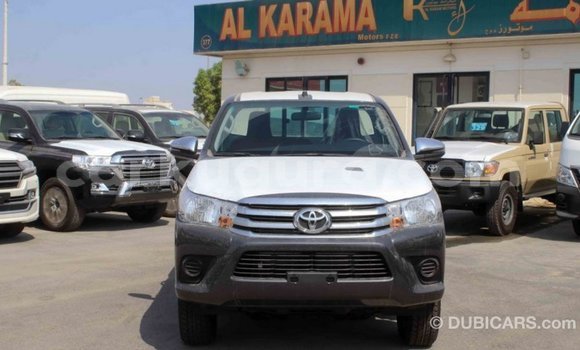 Nunua Imported Toyota Hilux Nyingine Gari ndani ya Import - Dubai nchini Bujumbura Nunua Imported Toyota Hilux Nyingine Gari ndani ya Import - Dubai nchini Bujumbura