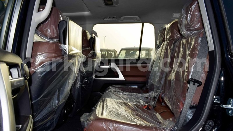 Big with watermark toyota land cruiser bujumbura import dubai 4343