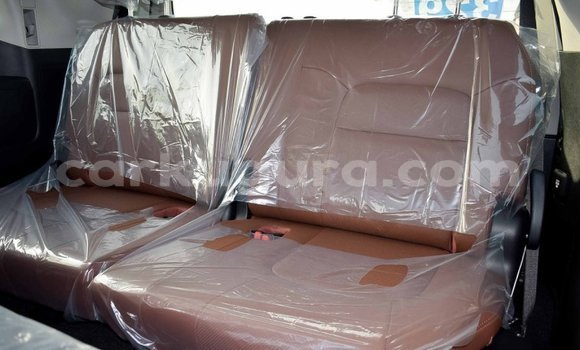 Acheter Import Voiture Toyota Land Cruiser Noir à Import - Dubai, Bujumbura Acheter Import Voiture Toyota Land Cruiser Noir à Import - Dubai, Bujumbura