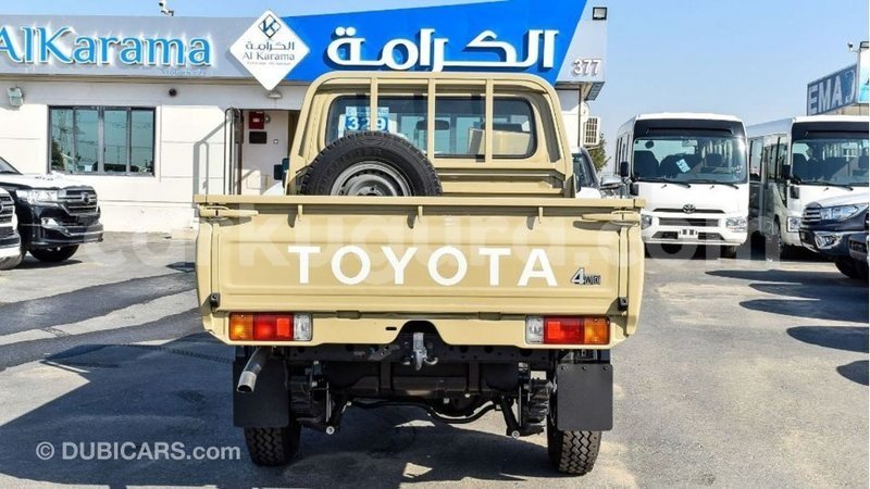 Big with watermark toyota land cruiser bujumbura import dubai 4345