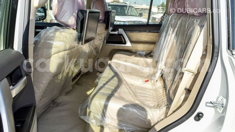 Big with watermark toyota land cruiser bujumbura import dubai 4347