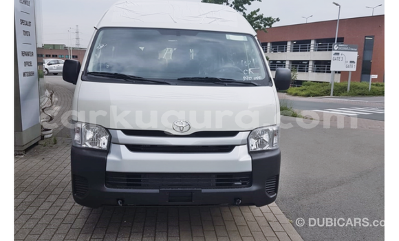 Buy Import Toyota Hiace White Car in Import - Dubai in Bujumbura Buy Import Toyota Hiace White Car in Import - Dubai in Bujumbura