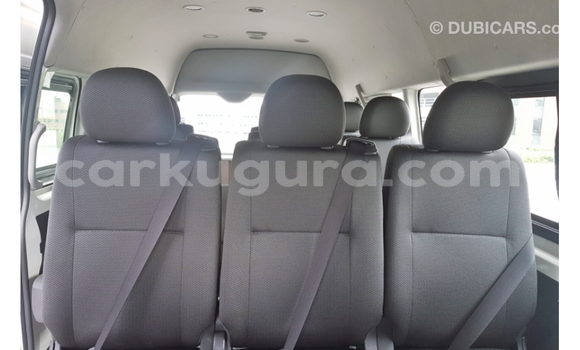 Buy Import Toyota Hiace White Car in Import - Dubai in Bujumbura Buy Import Toyota Hiace White Car in Import - Dubai in Bujumbura