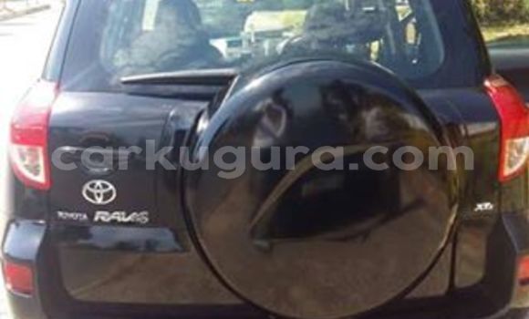 Nunua Ilio tumika Toyota RAV4 Nyeusi Gari ndani ya Bujumbura nchini Bujumbura Nunua Ilio tumika Toyota RAV4 Nyeusi Gari ndani ya Bujumbura nchini Bujumbura