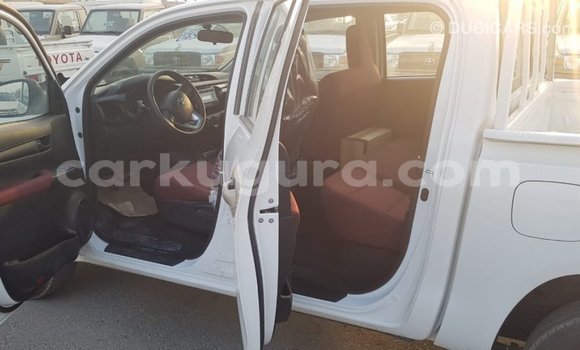 Buy Import Toyota Hilux White Car in Import - Dubai in Bujumbura Buy Import Toyota Hilux White Car in Import - Dubai in Bujumbura