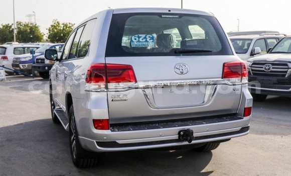 Nunua Imported Toyota Land Cruiser Nyingine Gari ndani ya Import - Dubai nchini Bujumbura Nunua Imported Toyota Land Cruiser Nyingine Gari ndani ya Import - Dubai nchini Bujumbura
