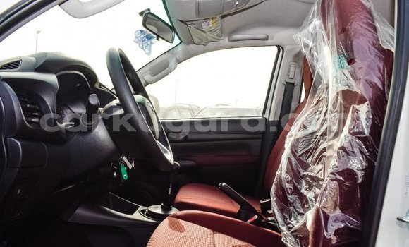 Buy Import Toyota Hilux White Car in Import - Dubai in Bujumbura Buy Import Toyota Hilux White Car in Import - Dubai in Bujumbura