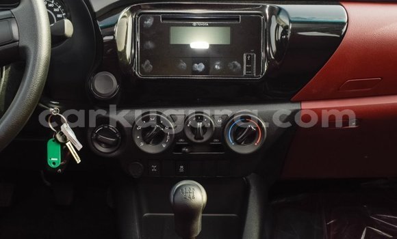 Buy Import Toyota Hilux White Car in Import - Dubai in Bujumbura Buy Import Toyota Hilux White Car in Import - Dubai in Bujumbura
