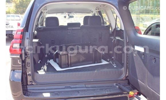 Nunua Imported Toyota Prado Nyeusi Gari ndani ya Import - Dubai nchini Bujumbura Nunua Imported Toyota Prado Nyeusi Gari ndani ya Import - Dubai nchini Bujumbura