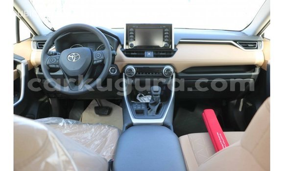 Acheter Import Voiture Toyota 4Runner Blanc à Import - Dubai, Bujumbura Acheter Import Voiture Toyota 4Runner Blanc à Import - Dubai, Bujumbura