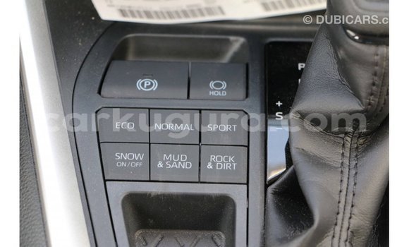 Acheter Import Voiture Toyota 4Runner Blanc à Import - Dubai, Bujumbura Acheter Import Voiture Toyota 4Runner Blanc à Import - Dubai, Bujumbura