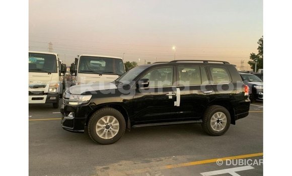 Nunua Imported Toyota Land Cruiser Nyeusi Gari ndani ya Import - Dubai nchini Bujumbura Nunua Imported Toyota Land Cruiser Nyeusi Gari ndani ya Import - Dubai nchini Bujumbura