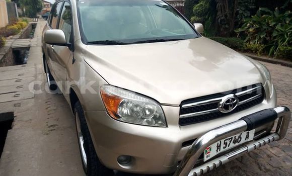 Nunua Ilio tumika Toyota RAV4 Nyingine Gari ndani ya Bujumbura nchini Bujumbura Nunua Ilio tumika Toyota RAV4 Nyingine Gari ndani ya Bujumbura nchini Bujumbura