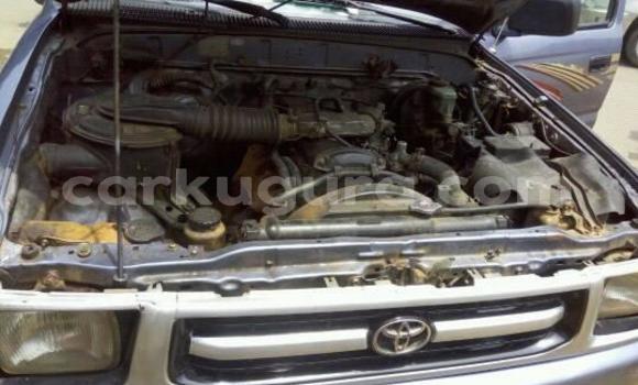 Nunua Ilio tumika Toyota Hilux Nyingine Gari ndani ya Bujumbura nchini Bujumbura Nunua Ilio tumika Toyota Hilux Nyingine Gari ndani ya Bujumbura nchini Bujumbura