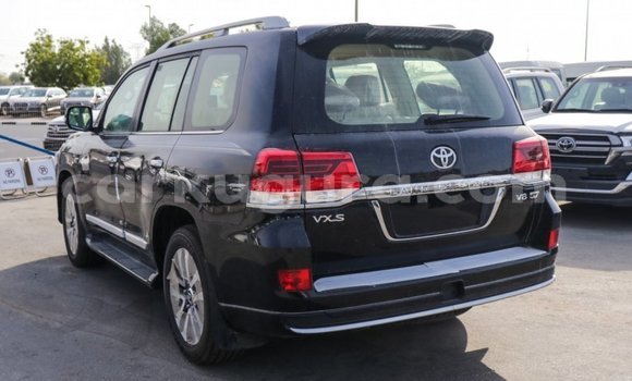 Acheter Import Voiture Toyota Land Cruiser Noir à Import - Dubai, Bujumbura Acheter Import Voiture Toyota Land Cruiser Noir à Import - Dubai, Bujumbura