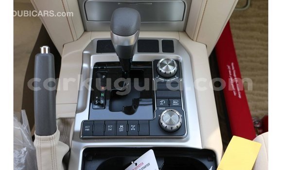 Acheter Import Voiture Toyota Land Cruiser Noir à Import - Dubai, Bujumbura Acheter Import Voiture Toyota Land Cruiser Noir à Import - Dubai, Bujumbura