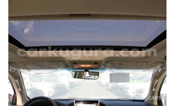 Acheter Import Voiture Toyota Land Cruiser Noir à Import - Dubai, Bujumbura Acheter Import Voiture Toyota Land Cruiser Noir à Import - Dubai, Bujumbura