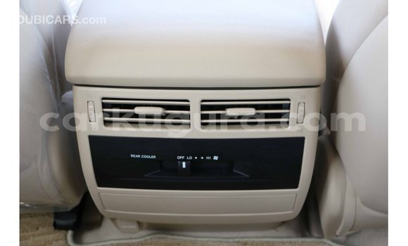 Acheter Import Voiture Toyota Land Cruiser Noir à Import - Dubai, Bujumbura Acheter Import Voiture Toyota Land Cruiser Noir à Import - Dubai, Bujumbura