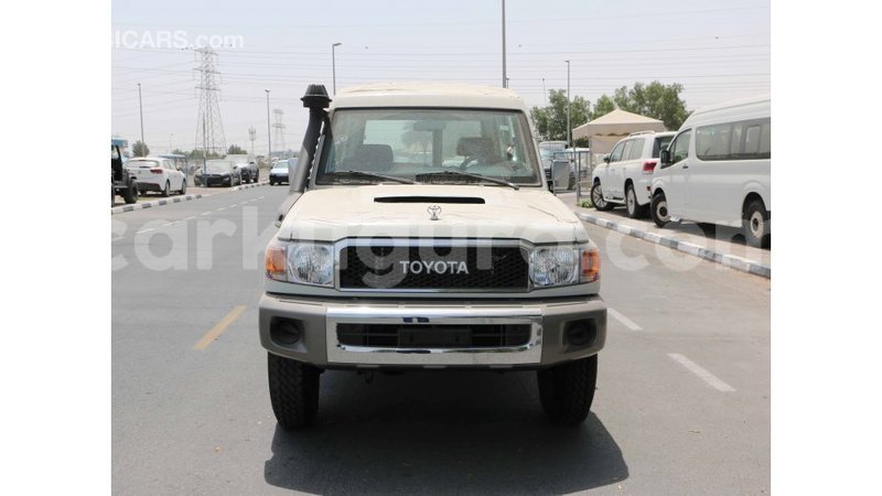 Big with watermark toyota land cruiser bujumbura import dubai 4387