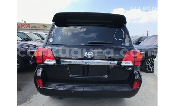 Acheter Import Voiture Toyota Land Cruiser Noir à Import - Dubai, Bujumbura Acheter Import Voiture Toyota Land Cruiser Noir à Import - Dubai, Bujumbura