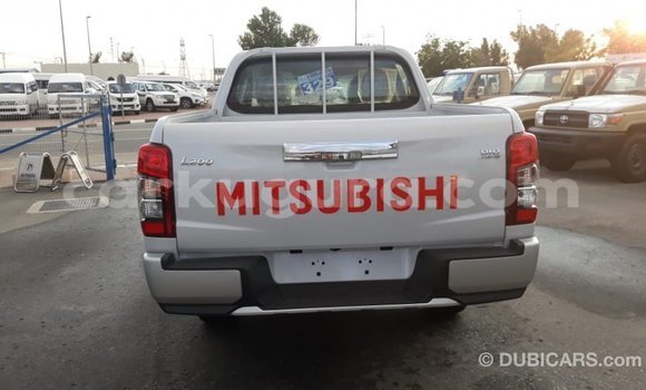 Buy Import Mitsubishi L200 White Car in Import - Dubai in Bujumbura Buy Import Mitsubishi L200 White Car in Import - Dubai in Bujumbura