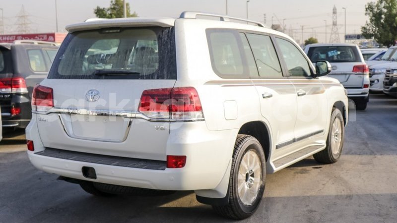 Big with watermark toyota land cruiser bujumbura import dubai 4391