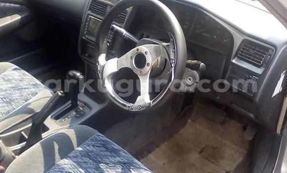 Acheter Occasion Voiture Toyota Carina Gris à Bujumbura, Bujumbura Acheter Occasion Voiture Toyota Carina Gris à Bujumbura, Bujumbura
