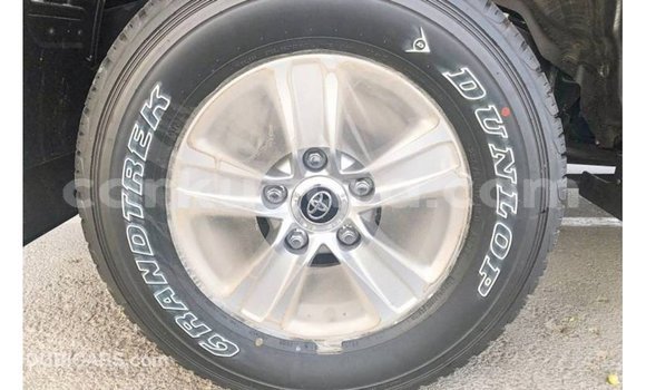 Nunua Imported Toyota Land Cruiser Nyeusi Gari ndani ya Import - Dubai nchini Bujumbura Nunua Imported Toyota Land Cruiser Nyeusi Gari ndani ya Import - Dubai nchini Bujumbura