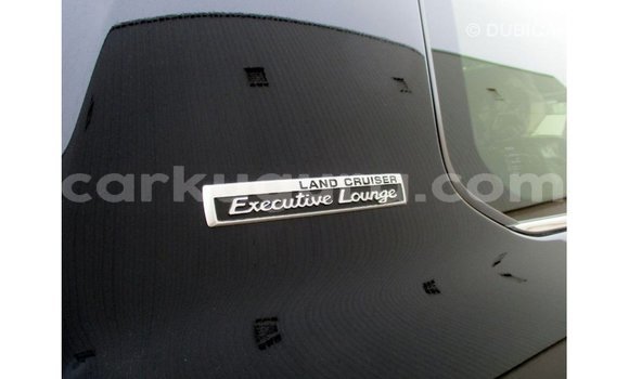 Nunua Imported Toyota Land Cruiser Nyeusi Gari ndani ya Import - Dubai nchini Bujumbura Nunua Imported Toyota Land Cruiser Nyeusi Gari ndani ya Import - Dubai nchini Bujumbura