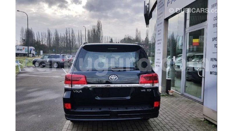 Big with watermark toyota land cruiser bujumbura import dubai 4403