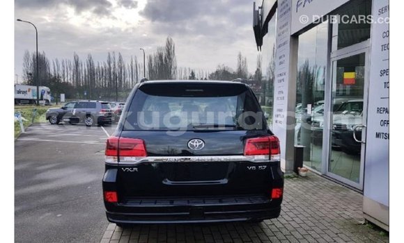 Nunua Imported Toyota Land Cruiser Nyeusi Gari ndani ya Import - Dubai nchini Bujumbura Nunua Imported Toyota Land Cruiser Nyeusi Gari ndani ya Import - Dubai nchini Bujumbura